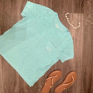 Turquoise vineyard vines tee